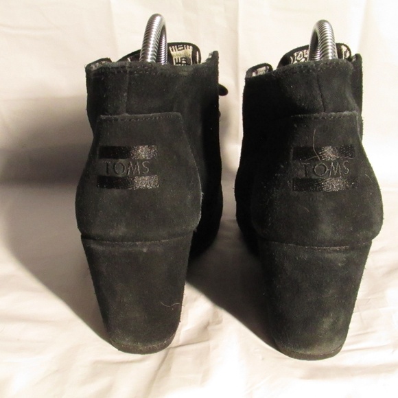 TOMS Women's Desert Wedge Ankle Booties - Picture 6 of 8